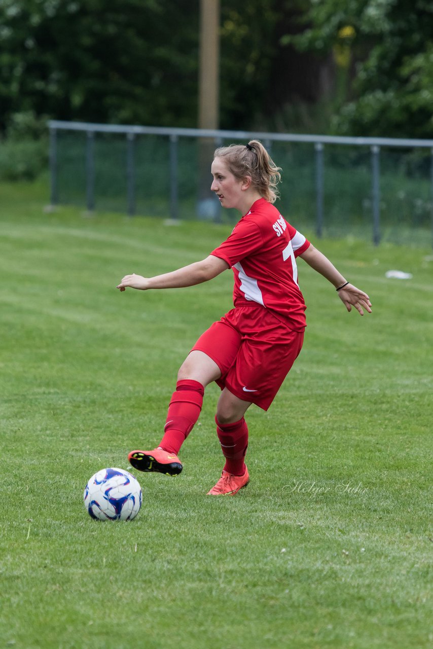 Bild 130 - wCJ SV Steinhorst/Labenz - VfL Oldesloe : Ergebnis: 18:0